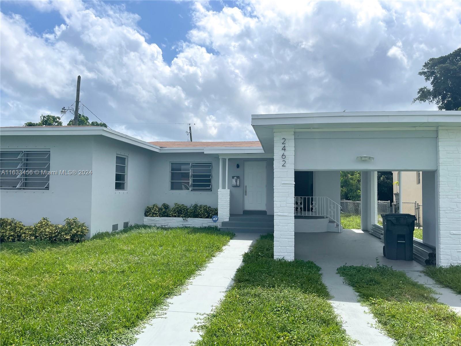 Property for Sale at 2462 Wiley St, Hollywood, Broward County, Florida - Bedrooms: 3 
Bathrooms: 2  - $595,000