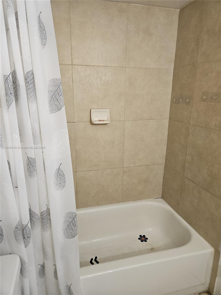 BAYVIEW PALMS CONDO - Residential