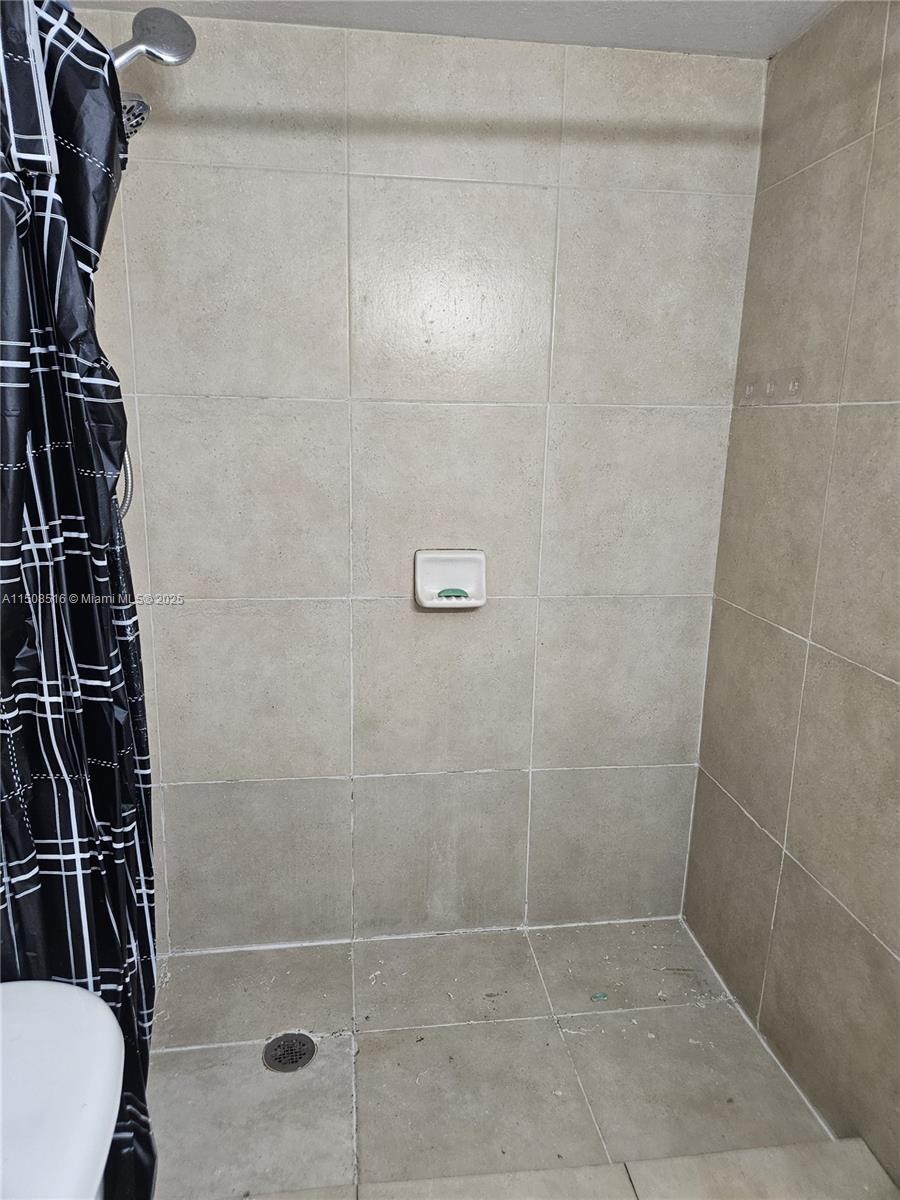BAYVIEW PALMS CONDO - Residential