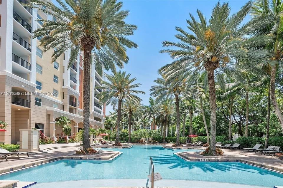 Porto Bellagio - Residential