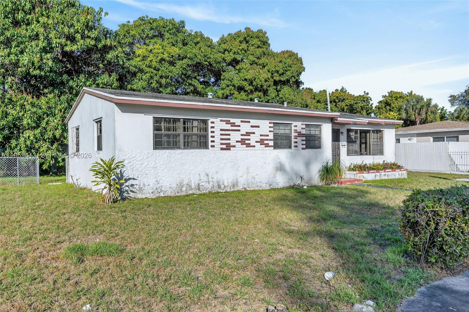 COLONIAL HOMES - Residential