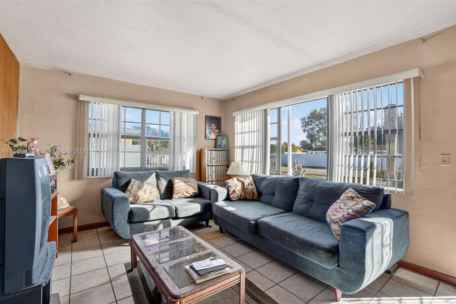 COLONIAL HOMES - Residential