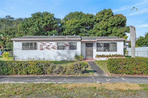 Photo of 16930 NW 37th Pl, Miami Gardens, FL 33055 (MLS # A11959413)