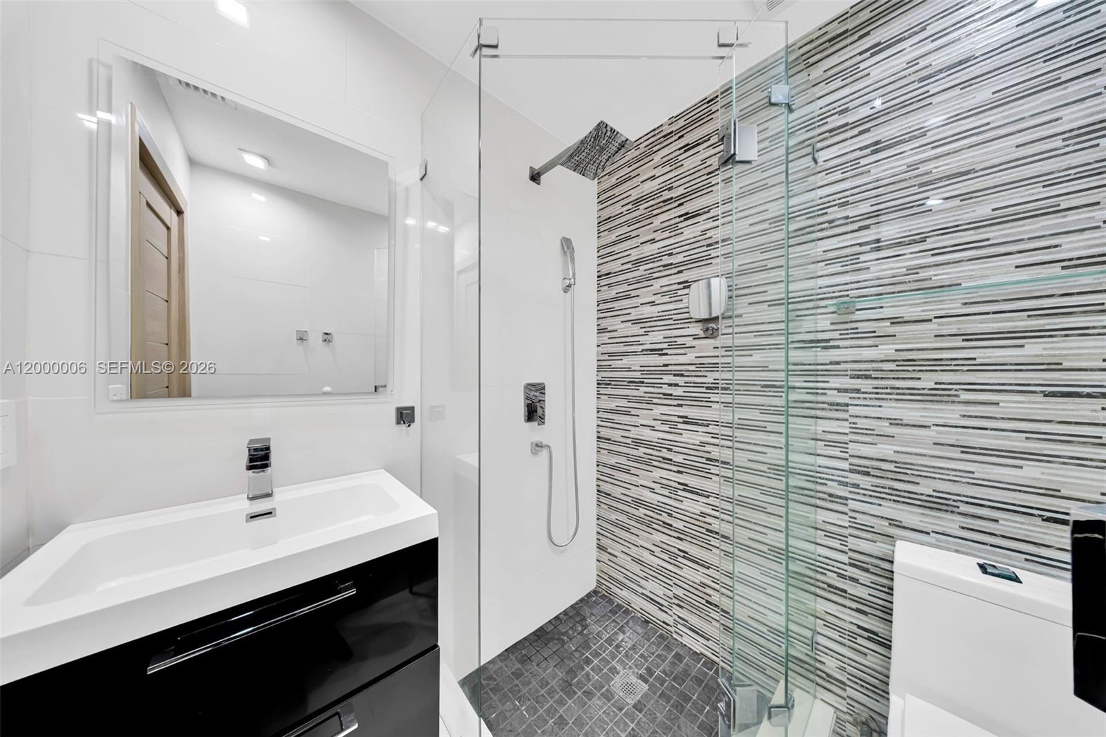 SHORE ACRES AMD PL - Residential