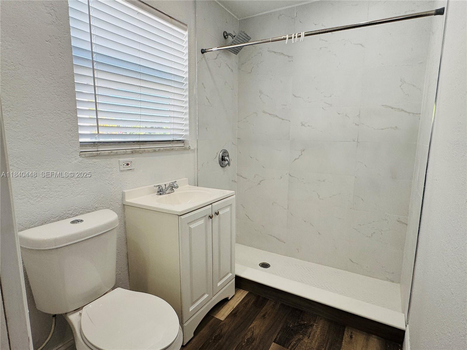 MELROSE MANOR - Residential