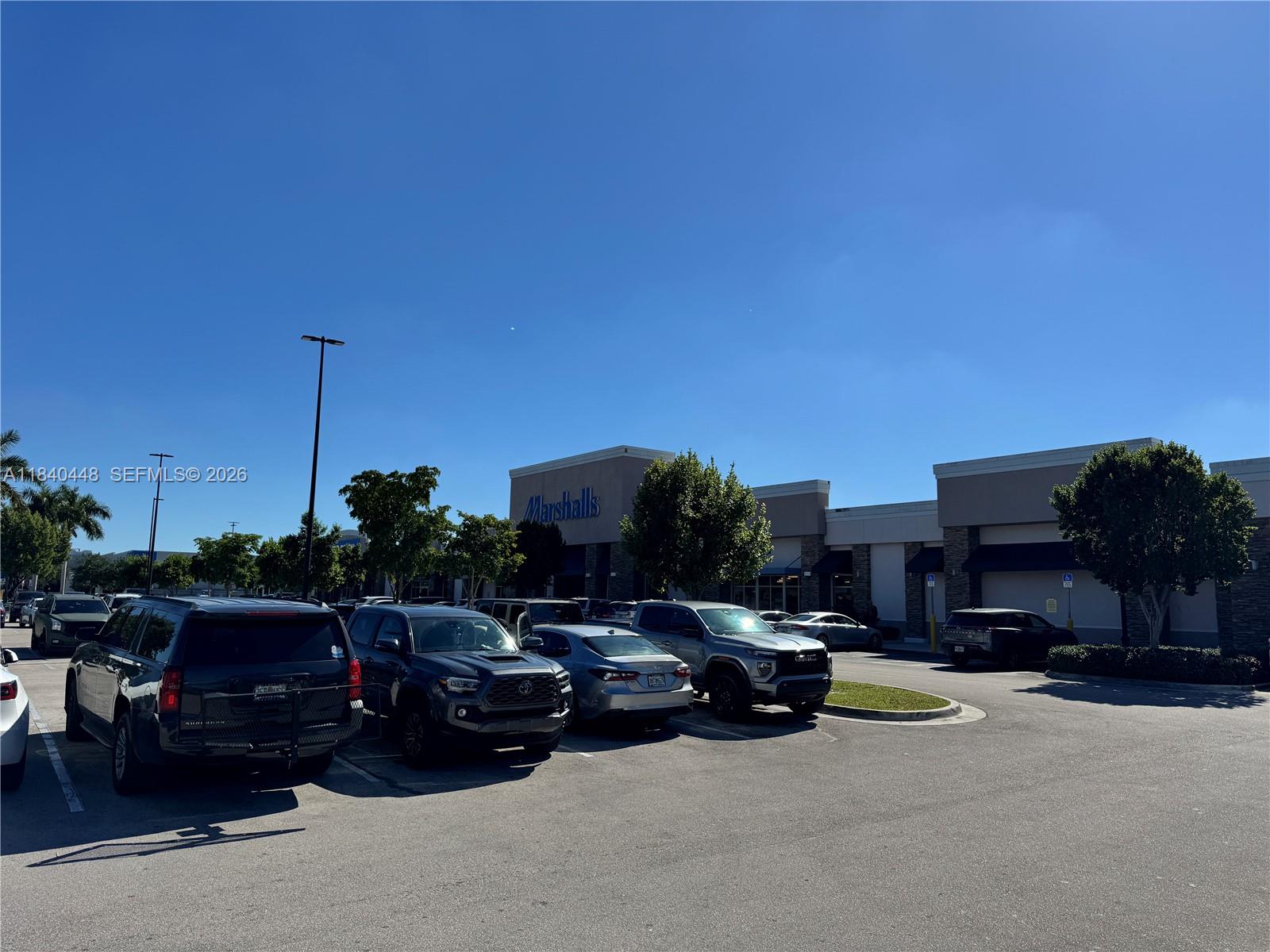 MELROSE MANOR - Residential