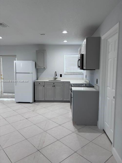 MELROSE MANOR - Residential