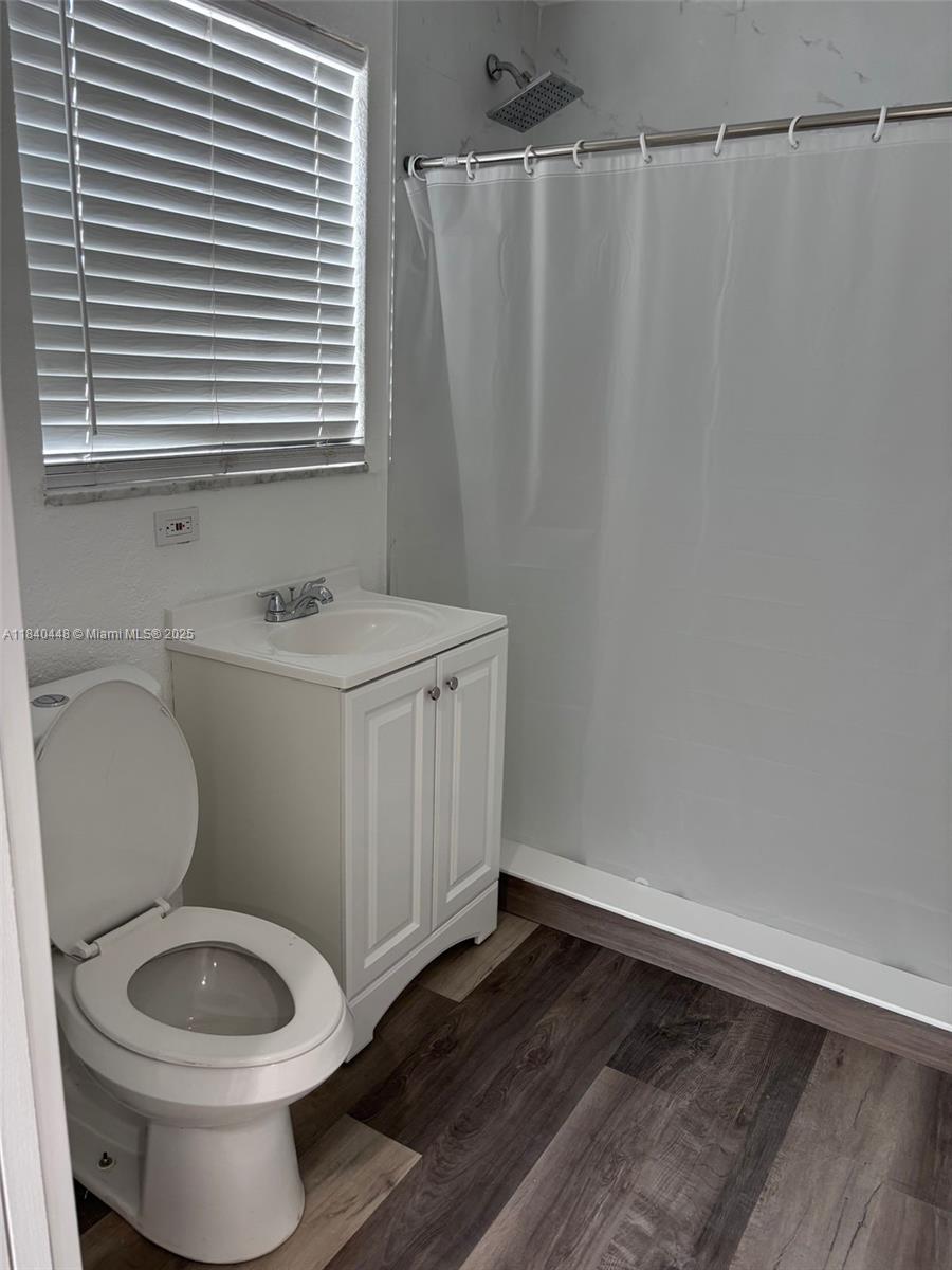 MELROSE MANOR - Residential