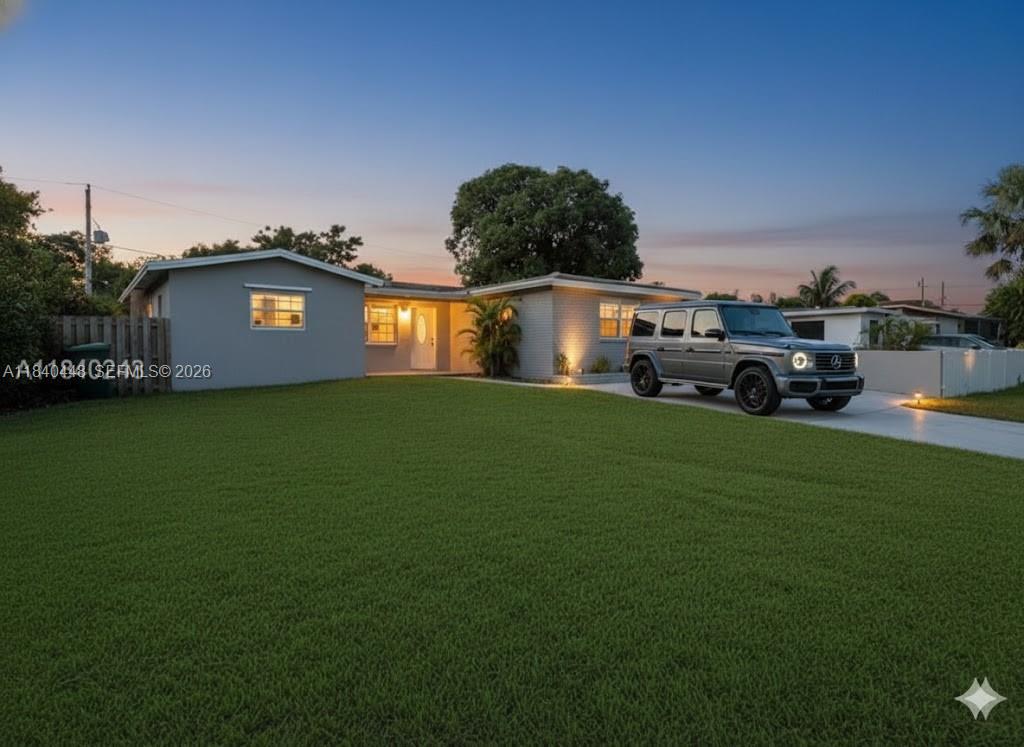 MELROSE MANOR - Residential