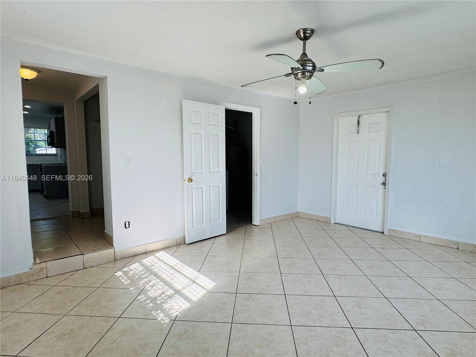 MELROSE MANOR - Residential