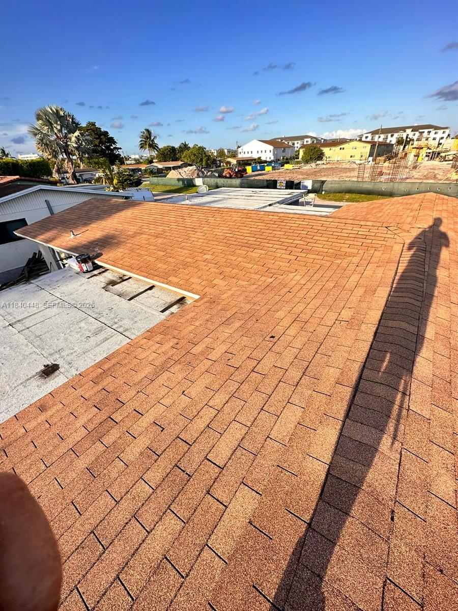 MELROSE MANOR - Residential