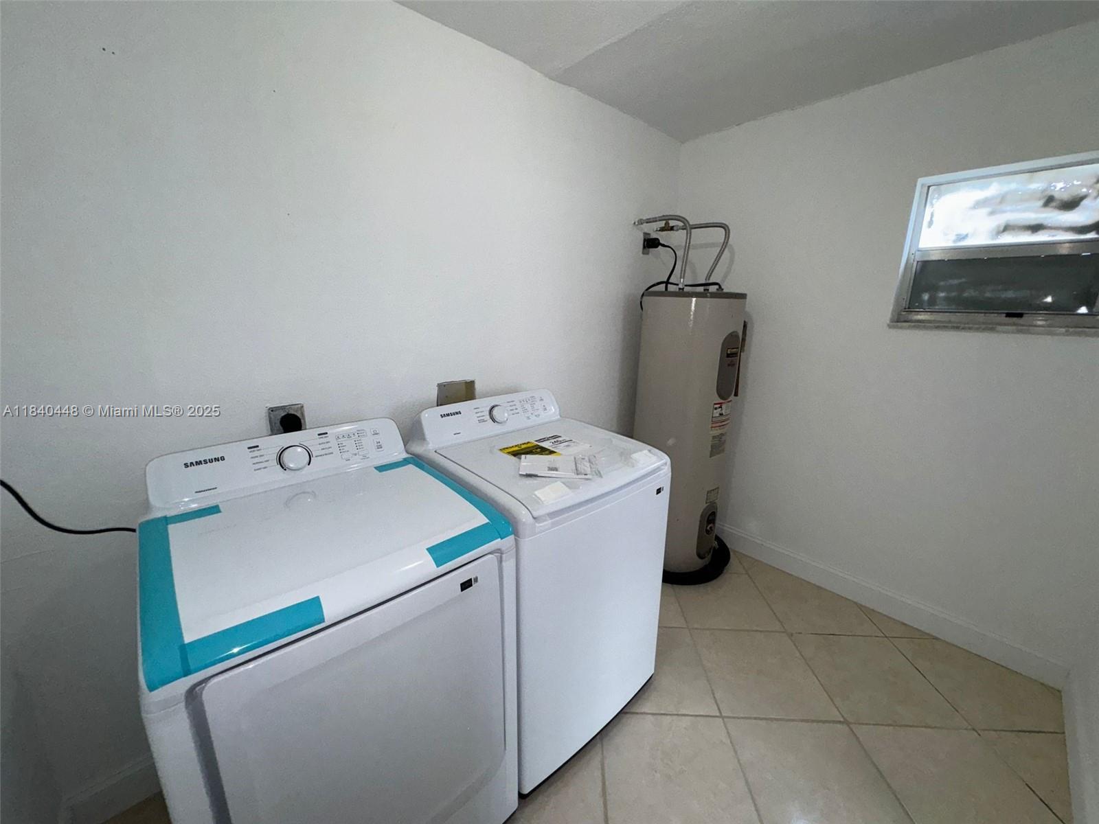 MELROSE MANOR - Residential