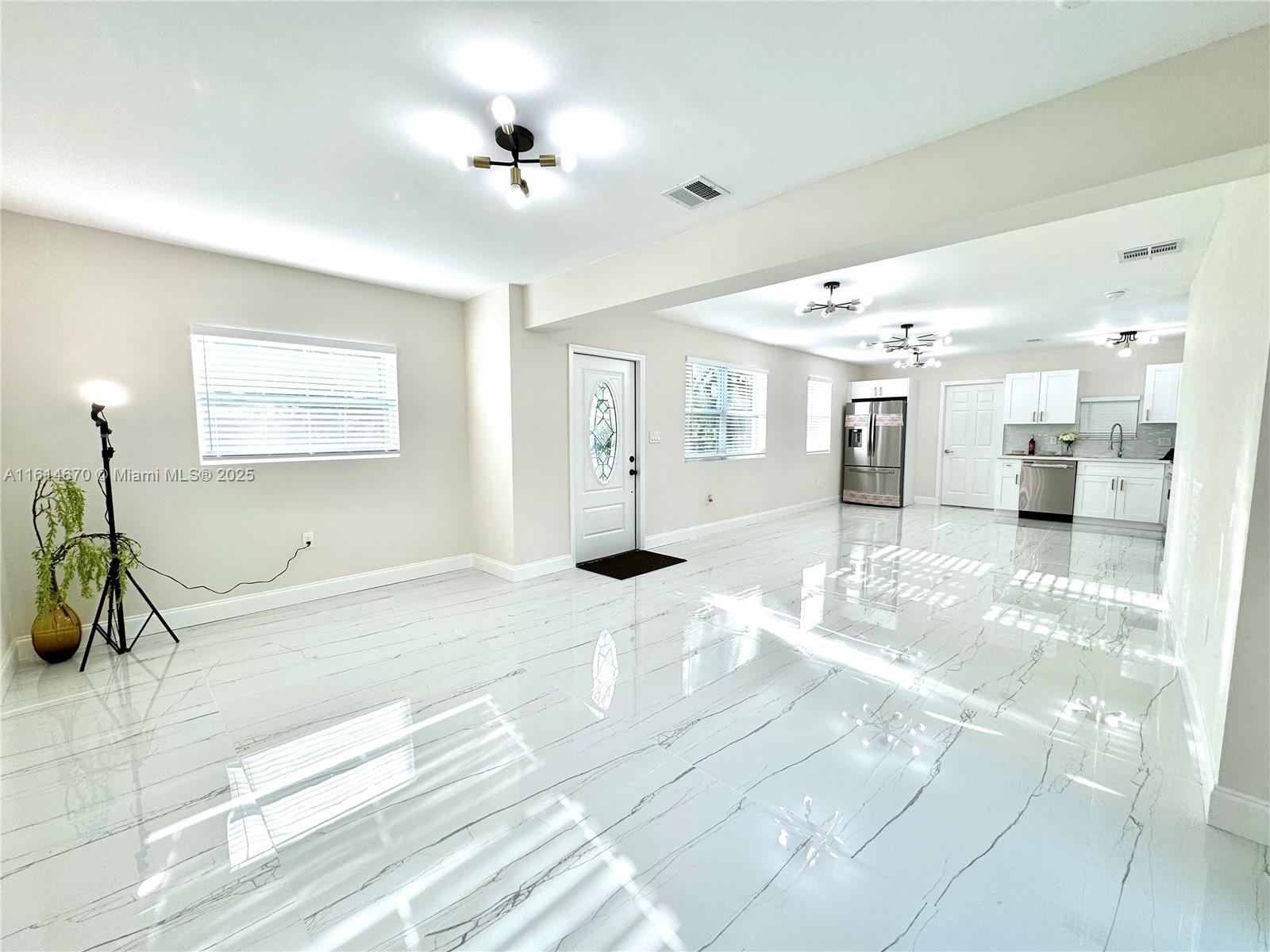6110 Nw 42nd Ave, North Lauderdale, Miami-Dade County, Florida - 3 Bedrooms  
2 Bathrooms - 
