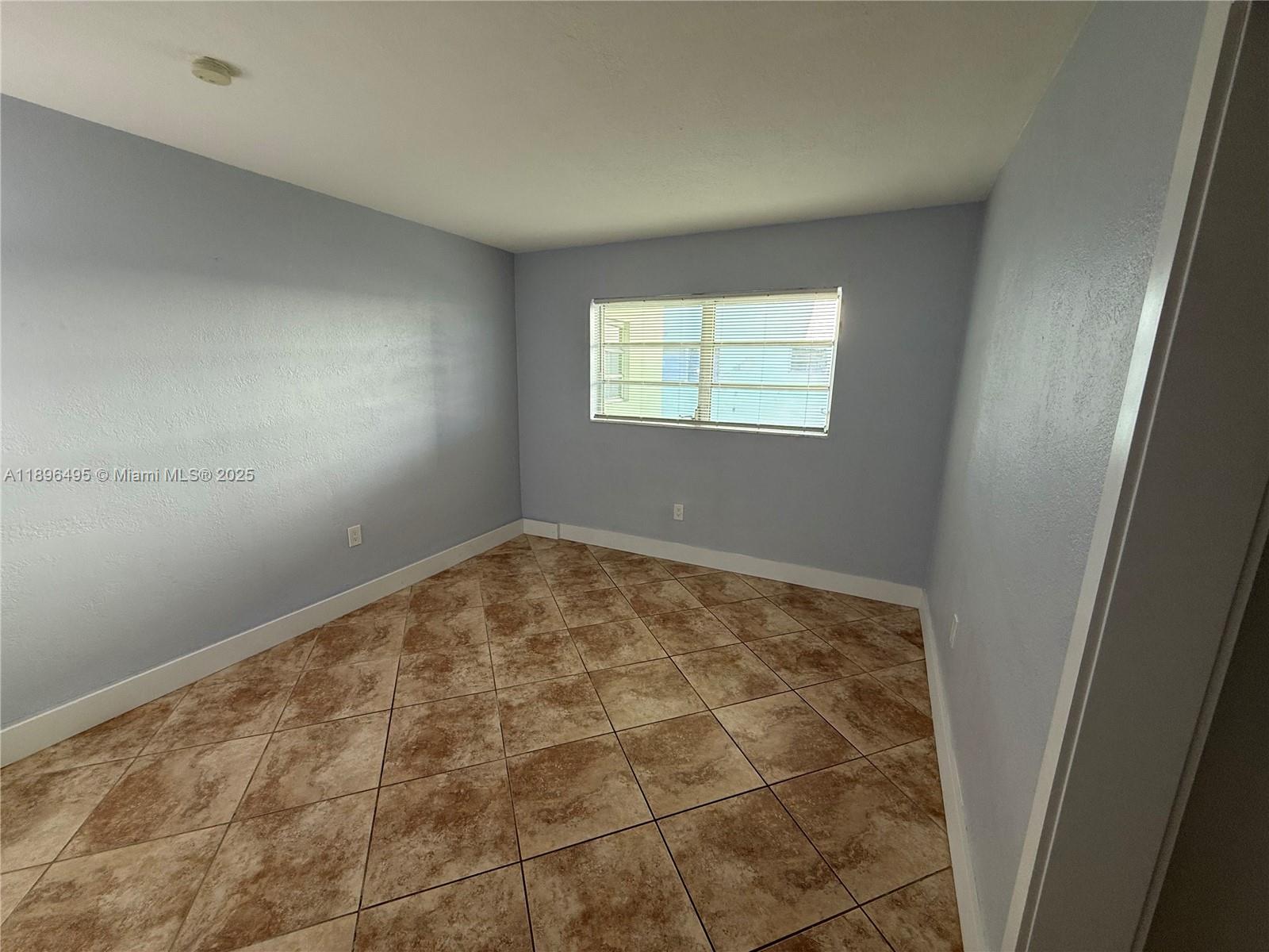 VILLAGE AT DADELAND CONDO - Residential Lease