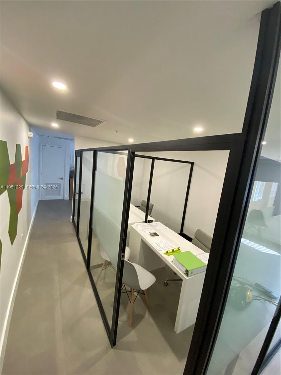 10850 NW 21st St 210