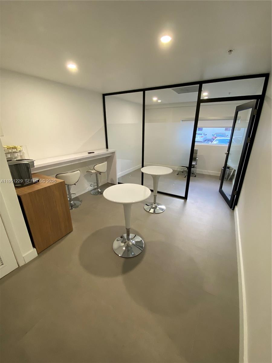 10850 NW 21st St 210