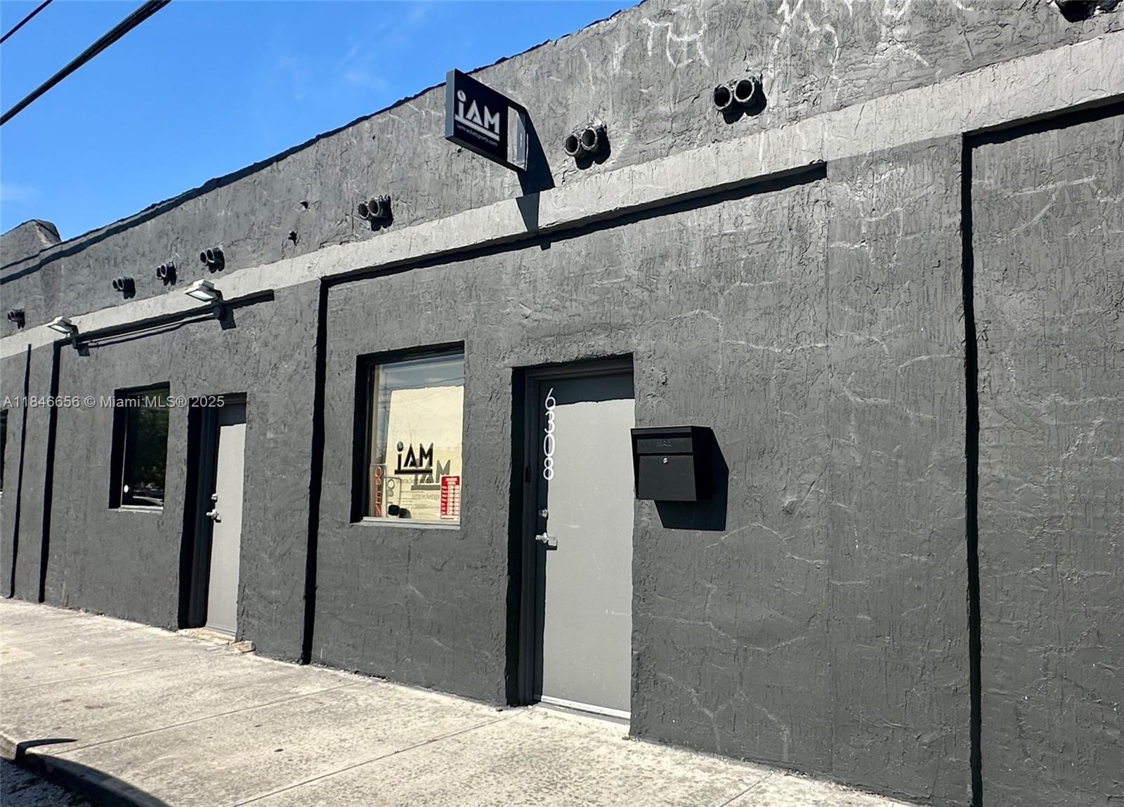 Versatile 700 SF storefront available in one of Miami’s most vibrant and rapidly evolving neighborhoods. Ideal for office or retail use, the space features a private restroom, rear access to an outdoor common area, and excellent visibility along a well-traveled corridor. Enjoy ample on-street parking directly in front of the property. Contact us for more information or to schedule a private tour