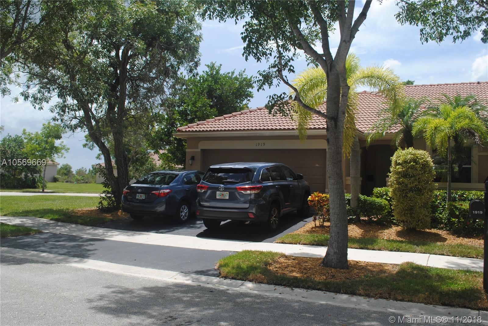 Hammocks at Savanna - Residential Lease