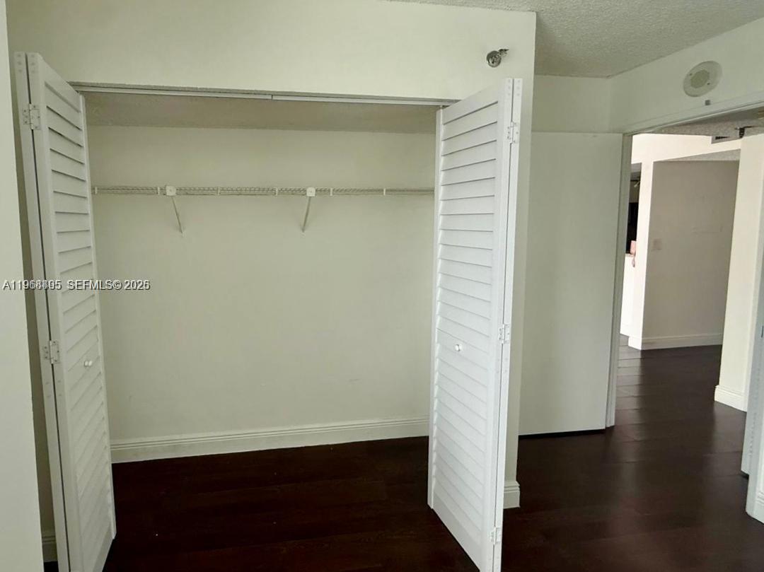 MADISON DOWNTOWN CONDO - Residential Lease