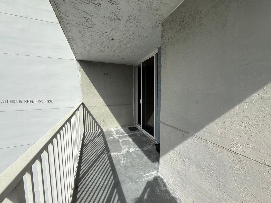 MADISON DOWNTOWN CONDO - Residential Lease