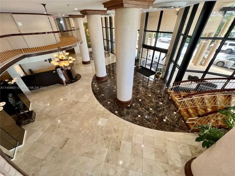 10185 Collins Ave 203 Bal Harbour FL 33154