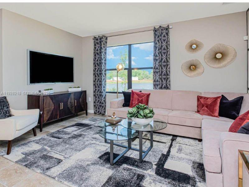 MORNINGSIDE PALM BREEZES - Residential