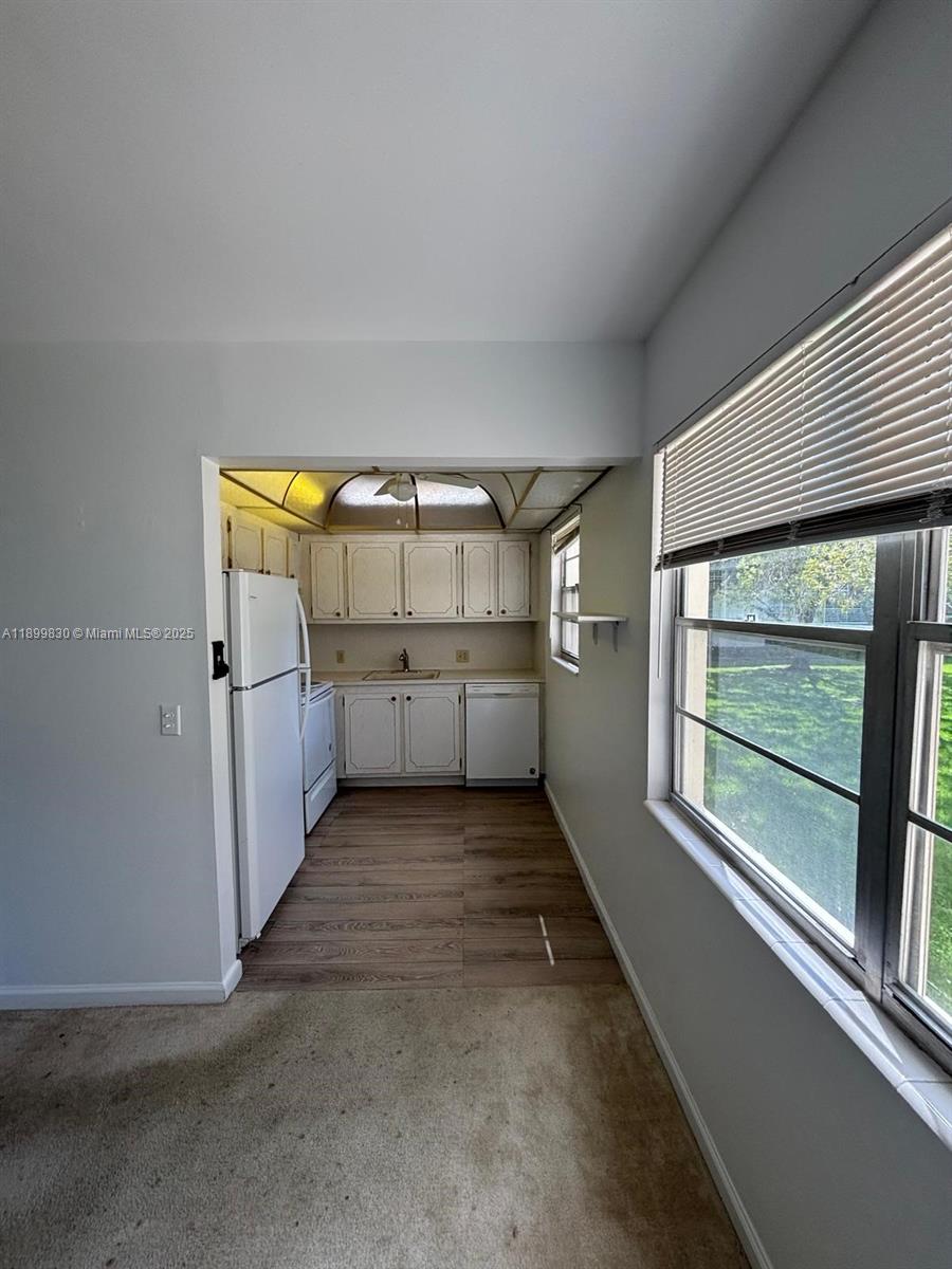 MANSFIELD AT CENTURY VILL - Residential Lease