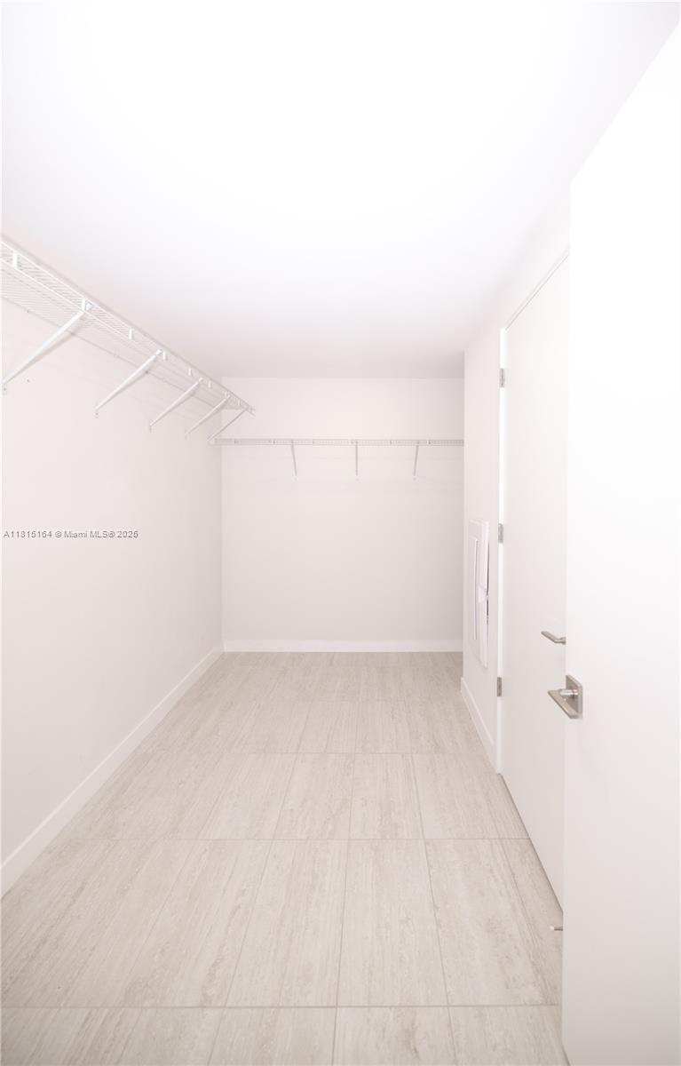 QUADRO CONDO - Residential Lease