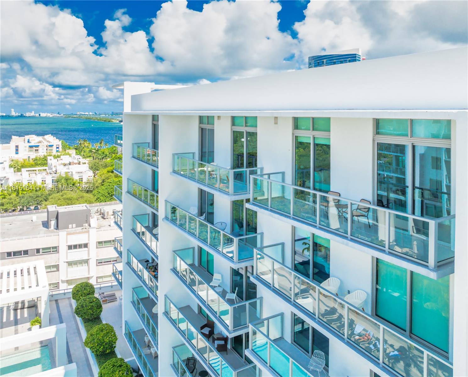 QUADRO CONDO - Residential Lease