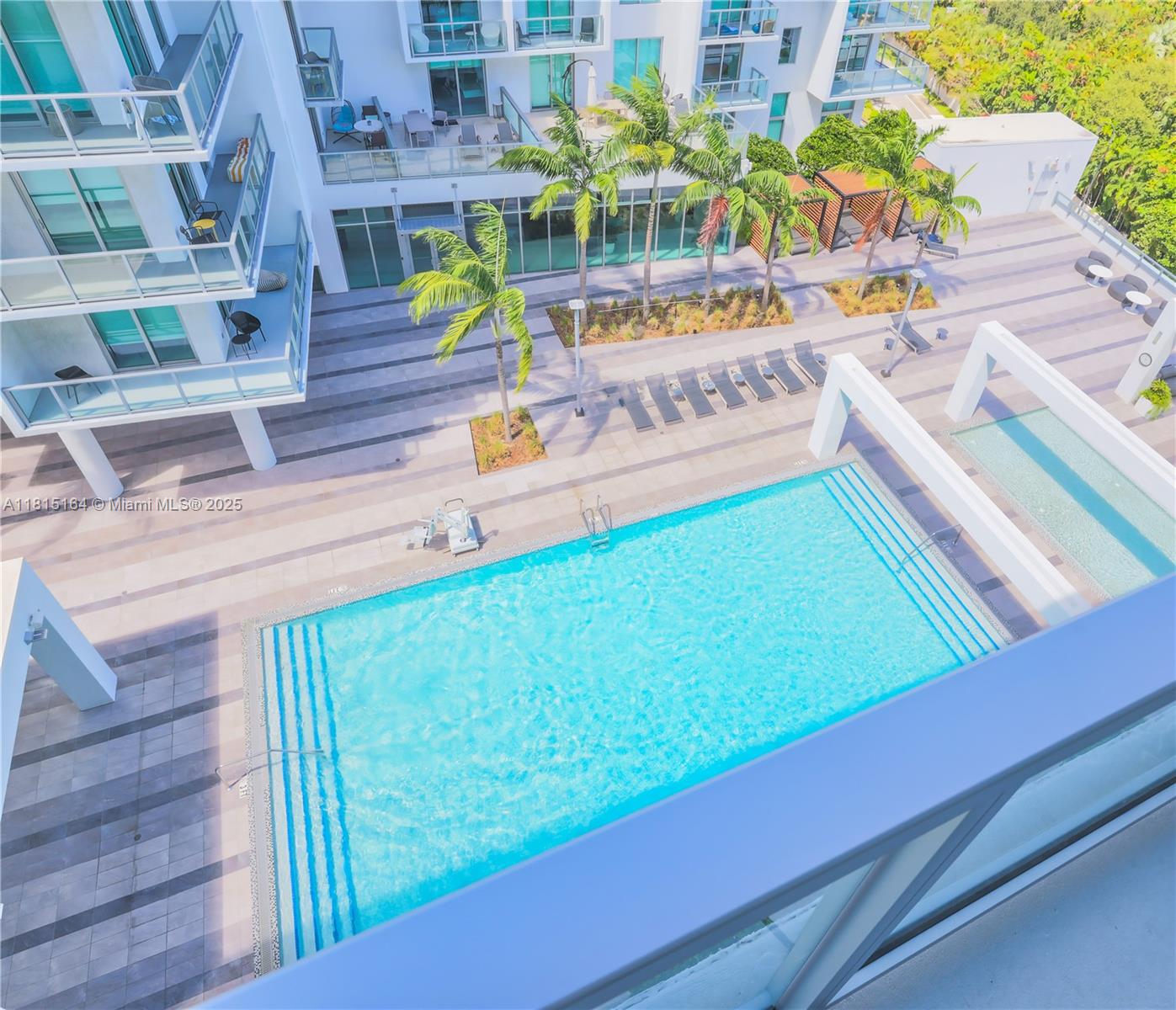 QUADRO CONDO - Residential Lease