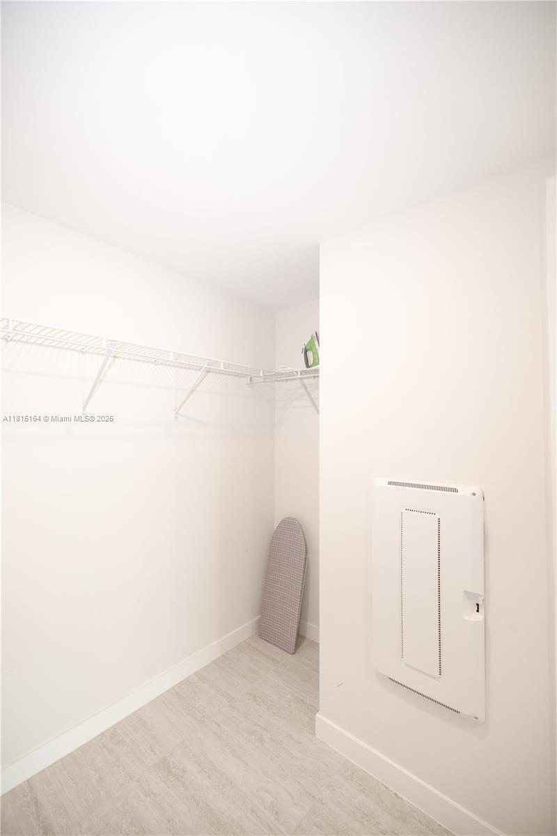 QUADRO CONDO - Residential Lease