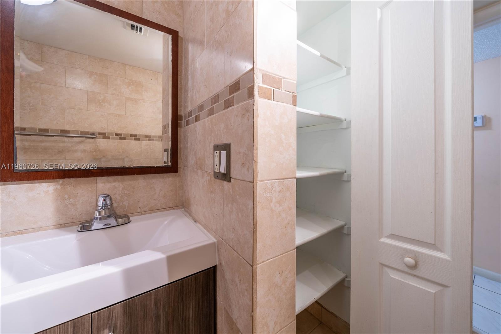 SPARROWS WALK CONDO - Residential Lease