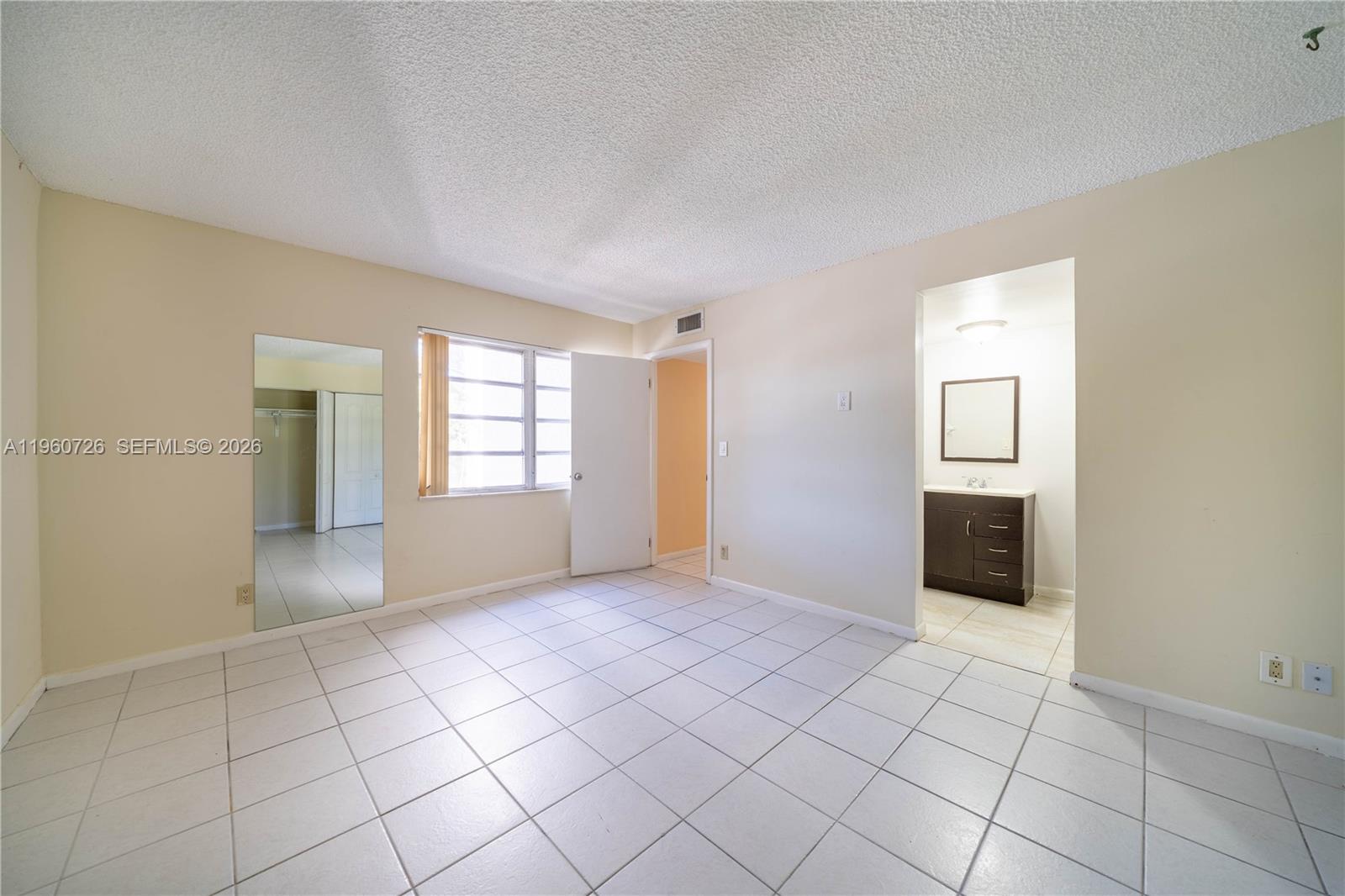 SPARROWS WALK CONDO - Residential Lease