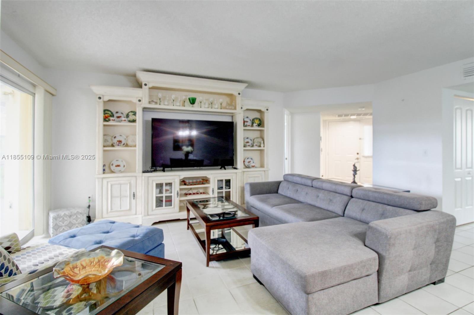 2221 SE 27th Dr 106-B