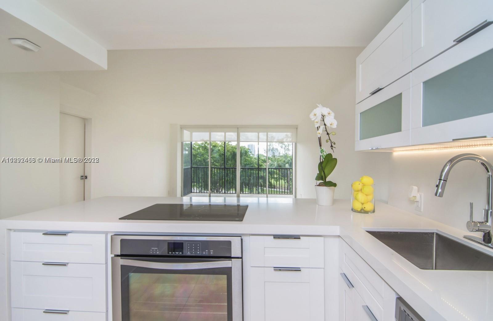 BRAVURA I CONDO - Residential