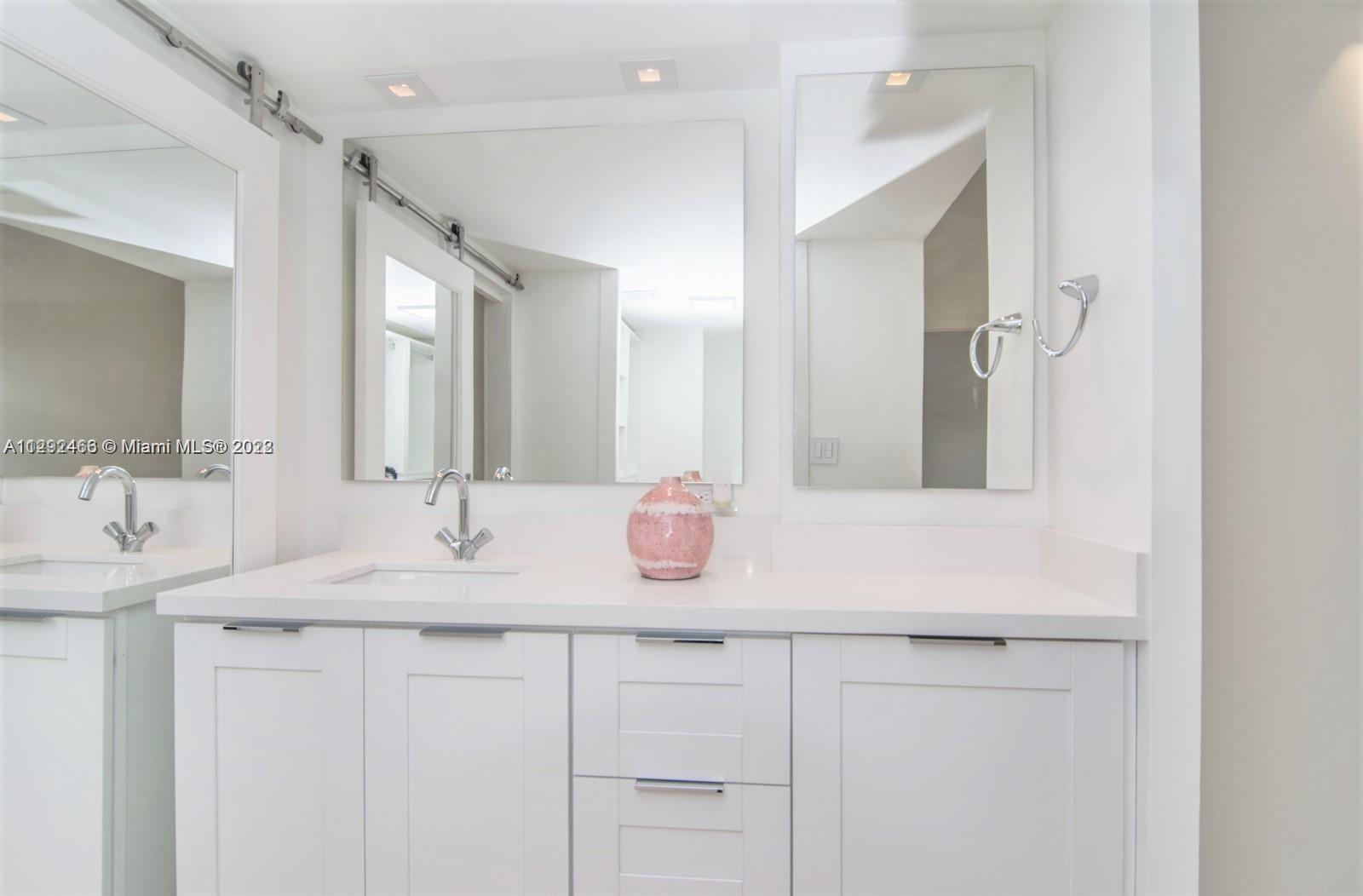 BRAVURA I CONDO - Residential