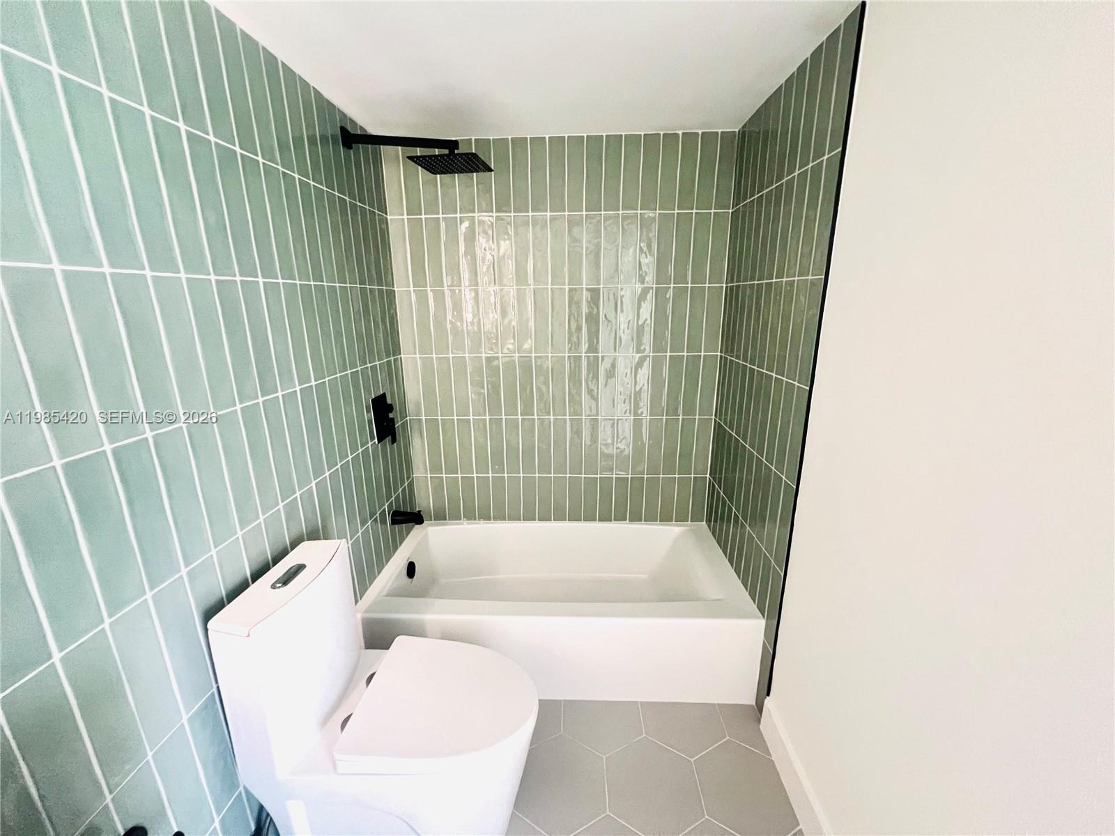 LASER CONDO - Residential