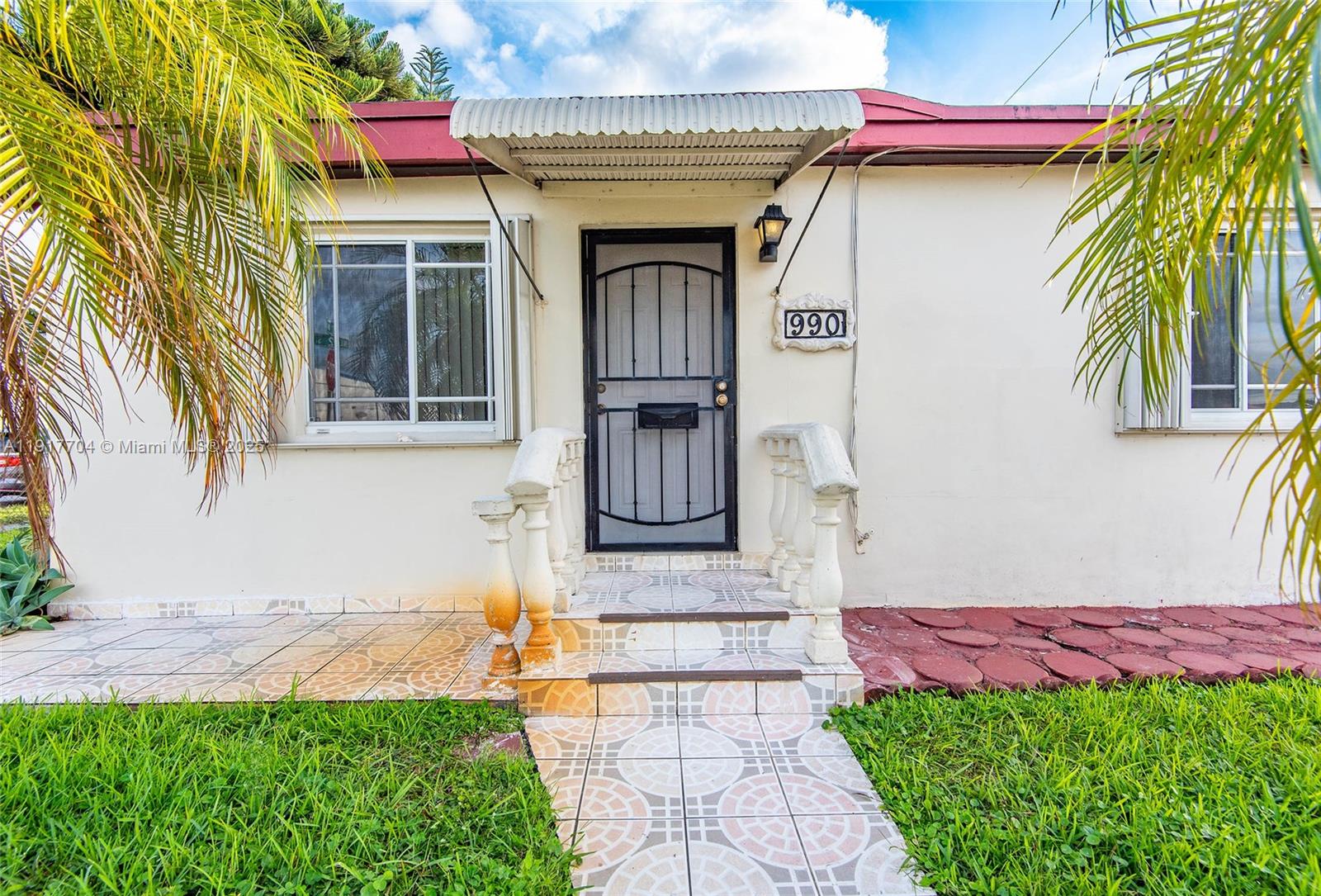 STARLITE GARDENS - Residential Income