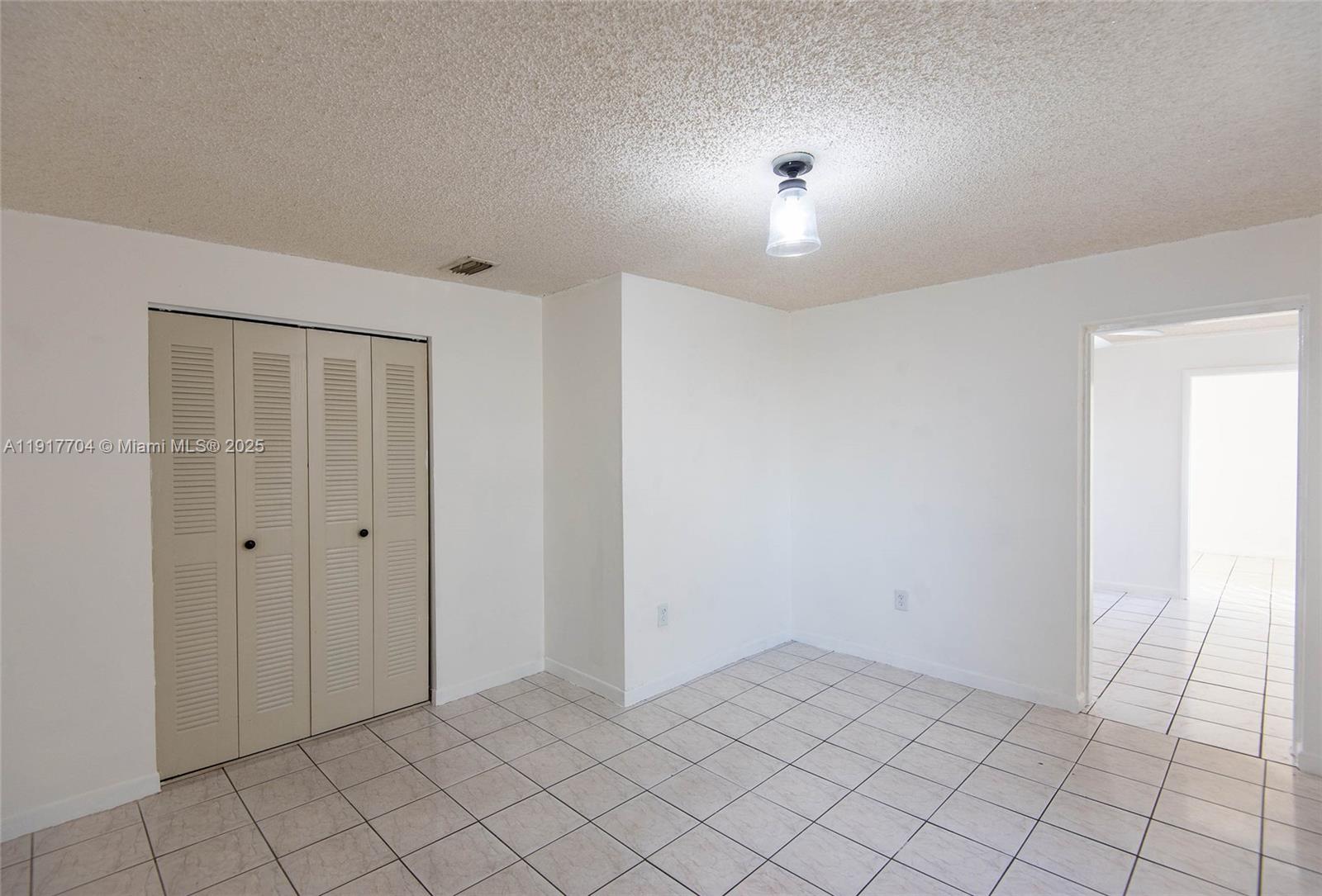 STARLITE GARDENS - Residential Income