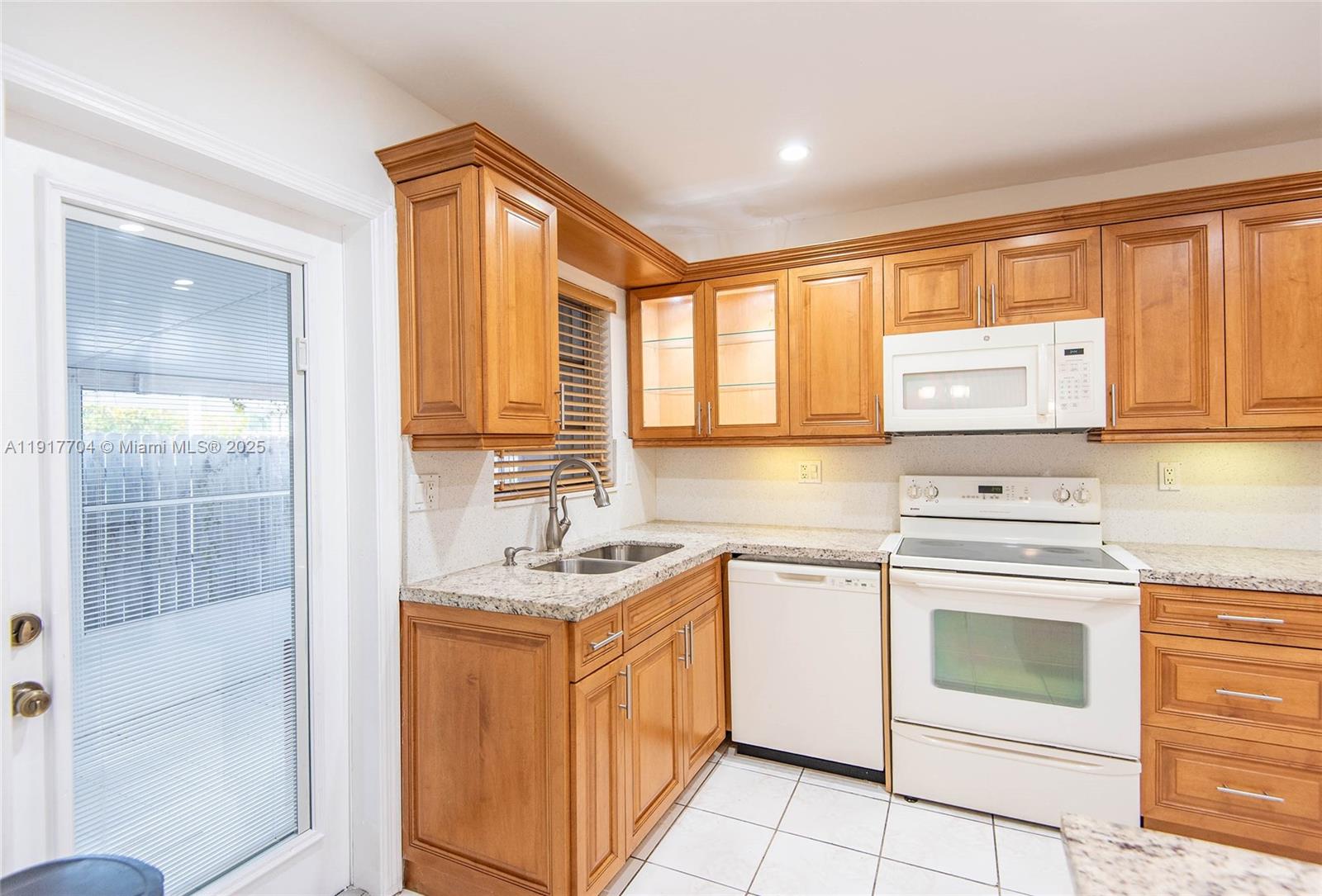 STARLITE GARDENS - Residential Income