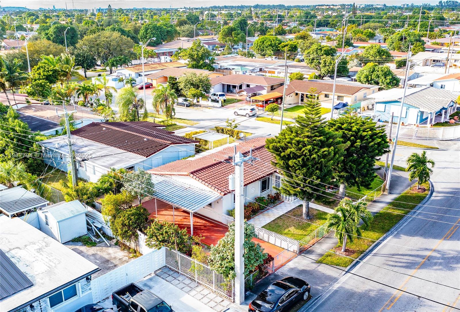 STARLITE GARDENS - Residential Income