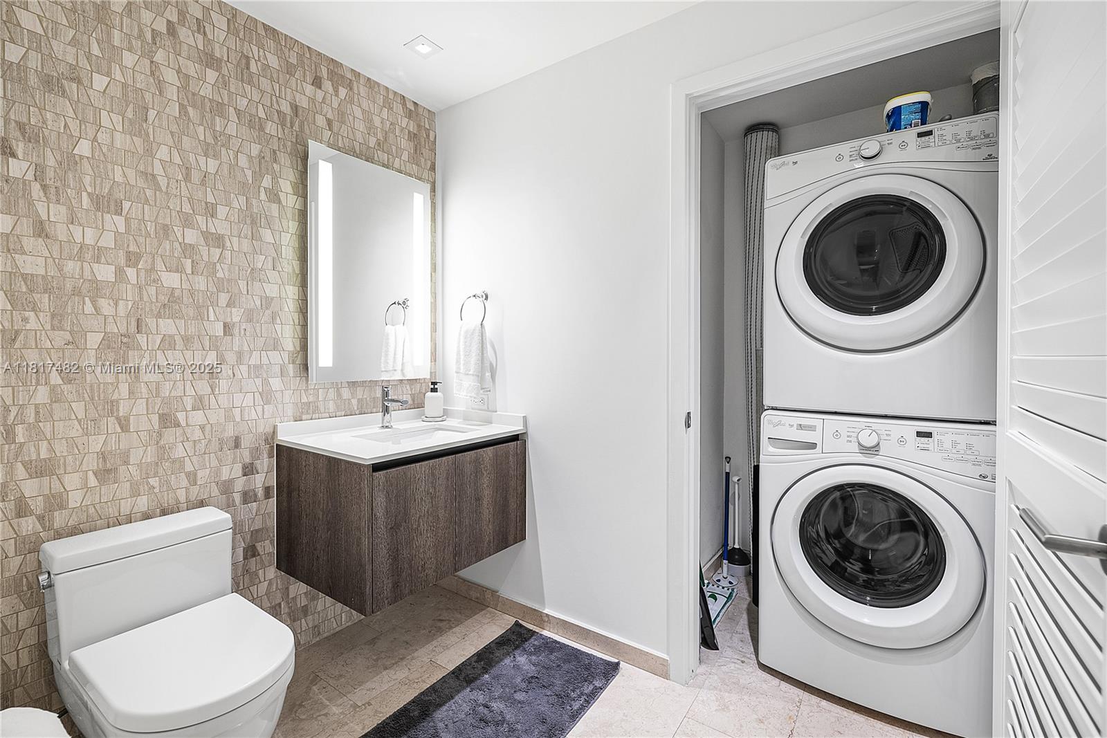 RISE CONDO - Residential