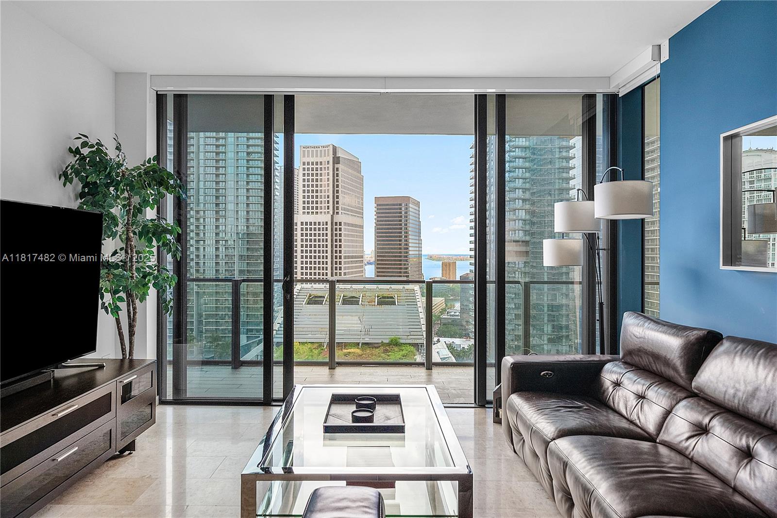 RISE CONDO - Residential