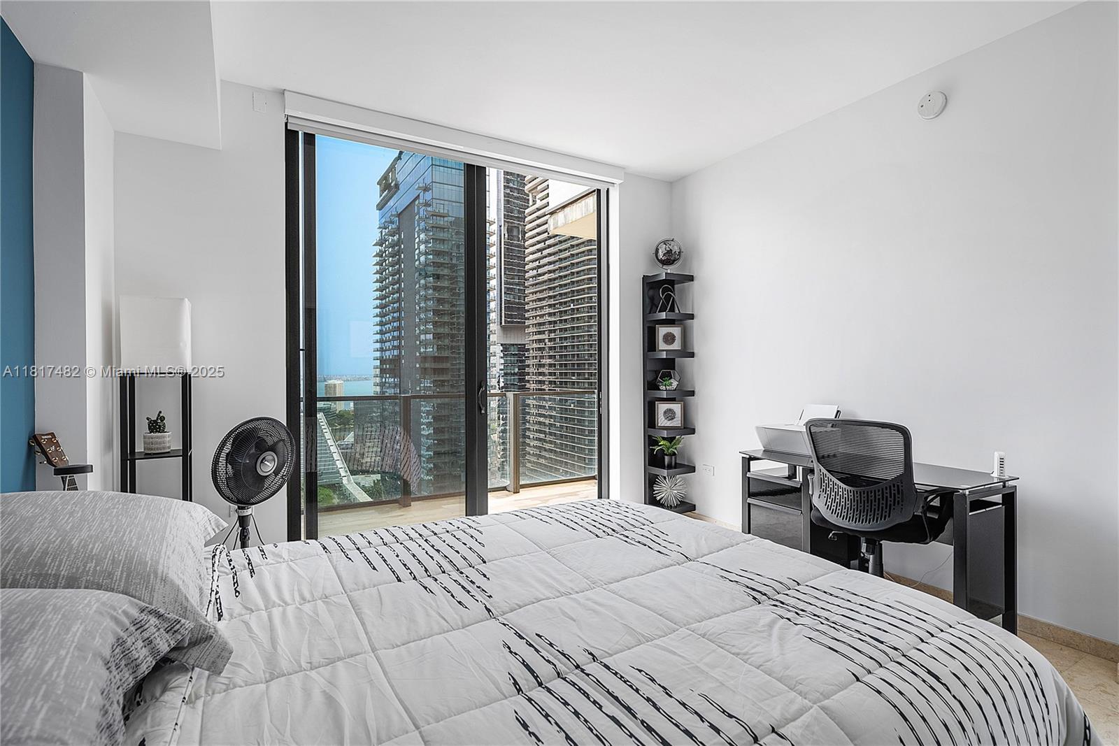 RISE CONDO - Residential