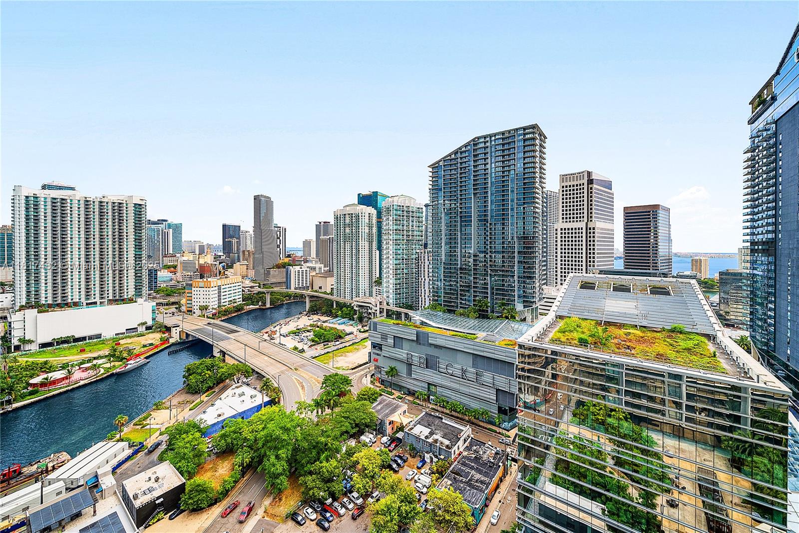 RISE CONDO - Residential