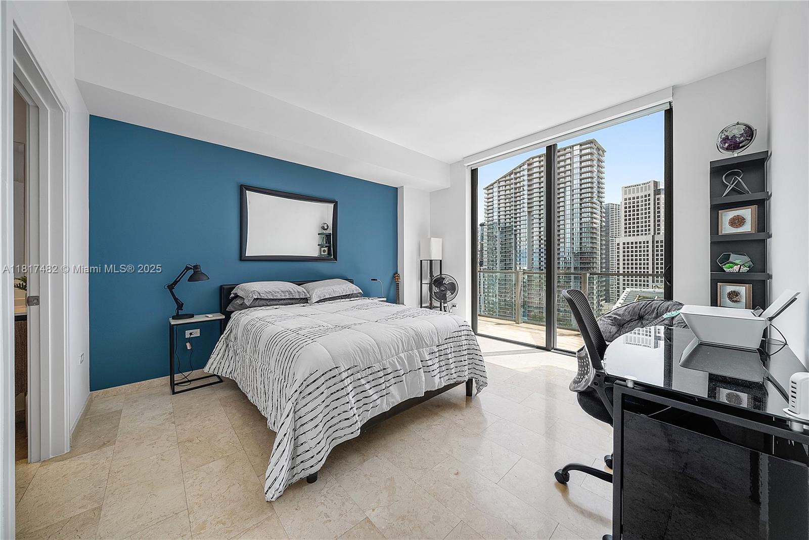 RISE CONDO - Residential