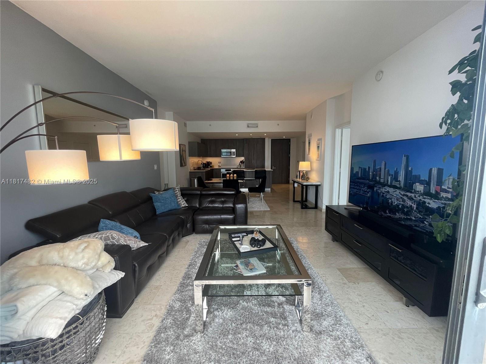Property for Sale at 88 Sw 7th St 2209, Miami, Broward County, Florida - Bedrooms: 2 
Bathrooms: 2  - $1,299,900