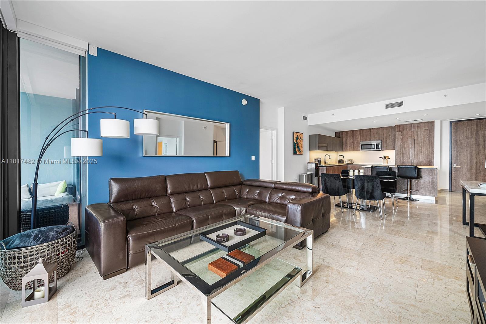 RISE CONDO - Residential