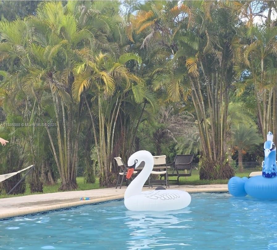 EVERGLADES SUGAR & LAND - Residential Lease