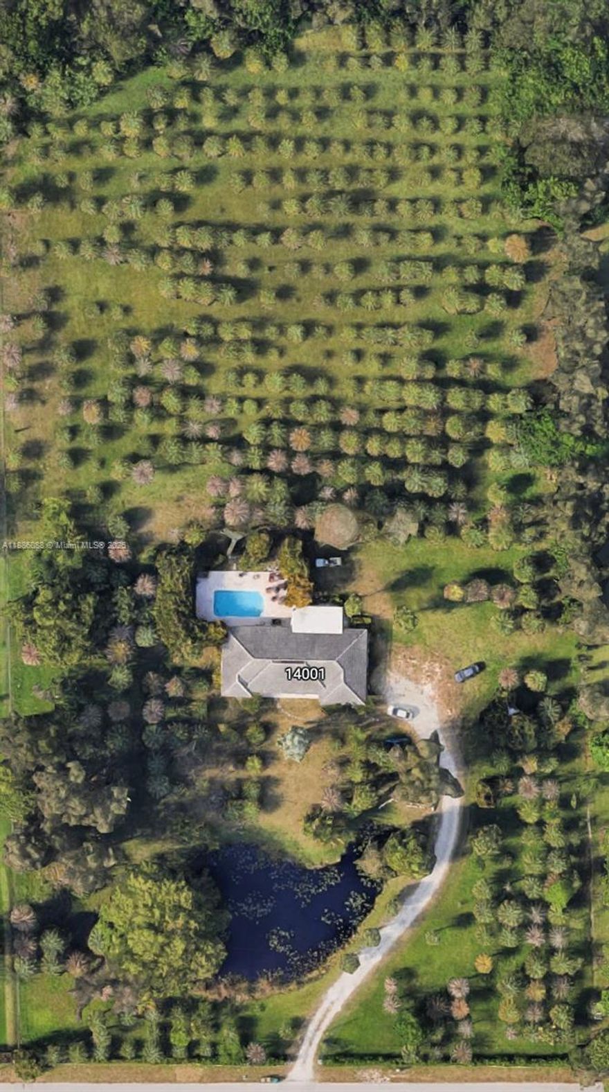 Experience luxury living in this stunning single-family ranch, set on 5 acres of pristine land with a private lake and sparkling pool. Designed for seamless indoor-outdoor living, the open floor plan offers breathtaking views and creates the perfect space for both relaxation and entertaining. The home features high-end finishes throughout, including a gourmet kitchen and a spa-inspired master suite. With multiple bedrooms and elegant bathrooms, there’s ample room for family and guests. Blending modern amenities with natural beauty, this residence is a true retreat. Don’t miss the opportunity to make it yours—schedule a private tour today.